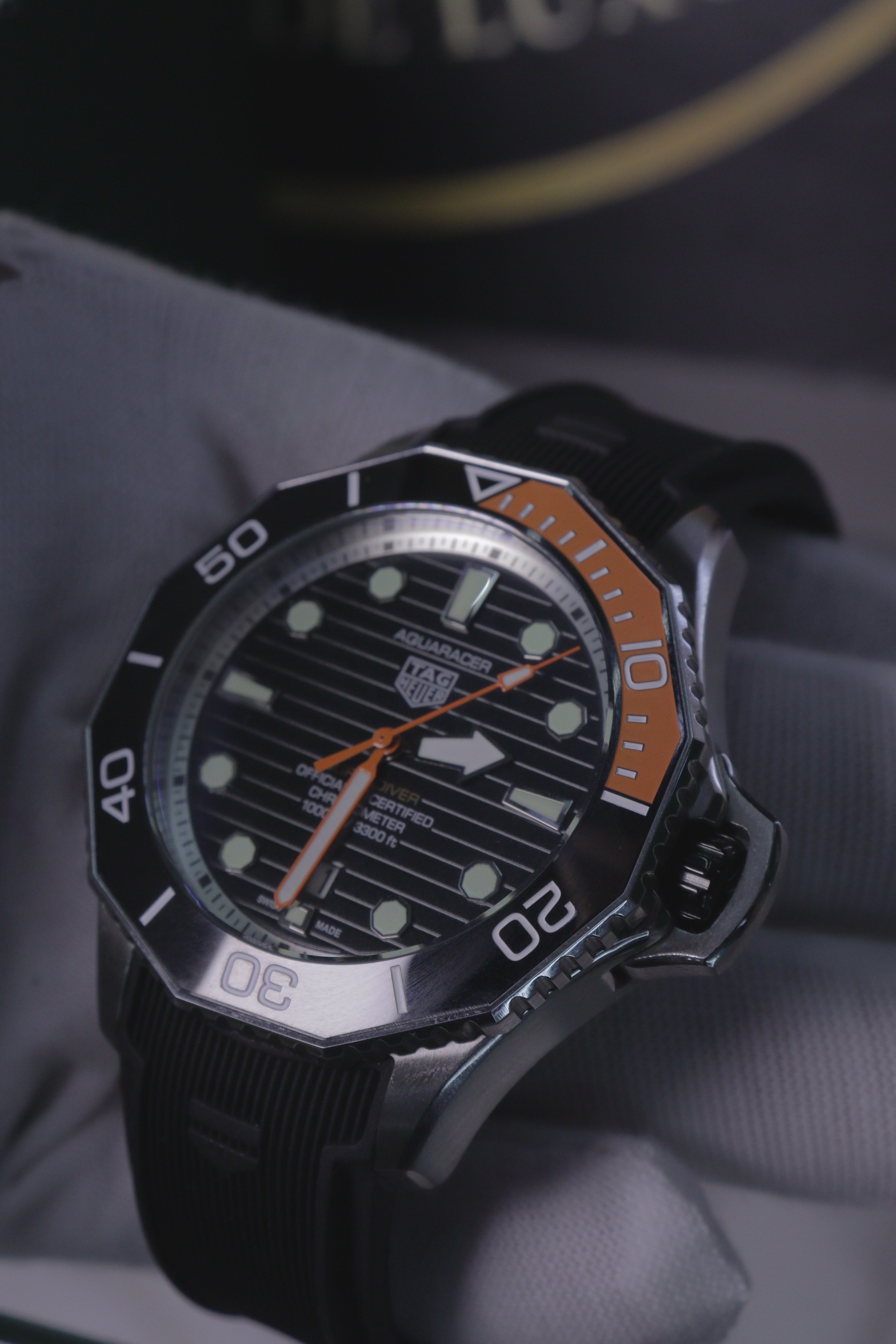 TAG Heuer Aquaracer Professional 1000 Superdiver Preto e Laranja