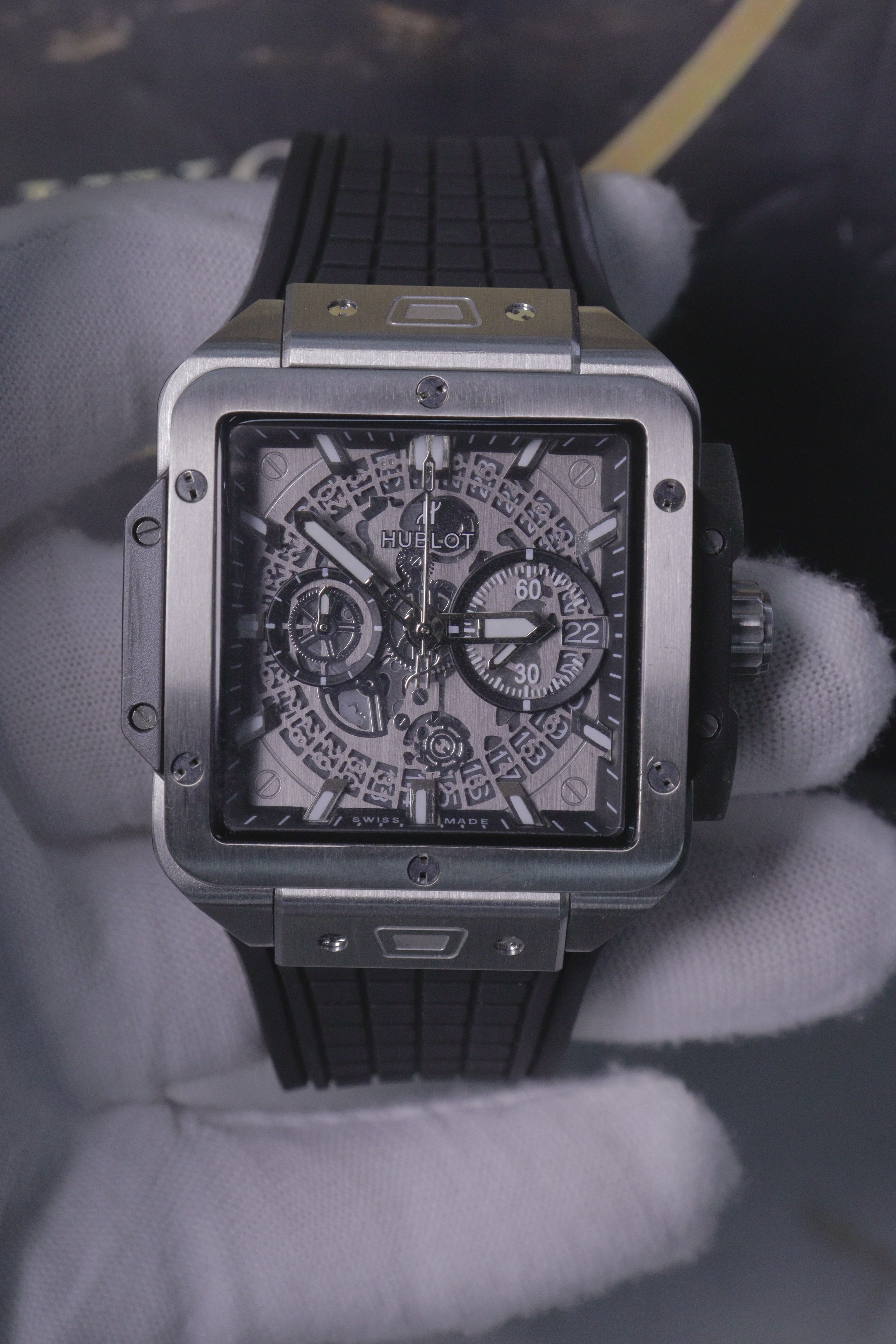 Hublot Square Bang Unico Titânio Puro Esqueleto