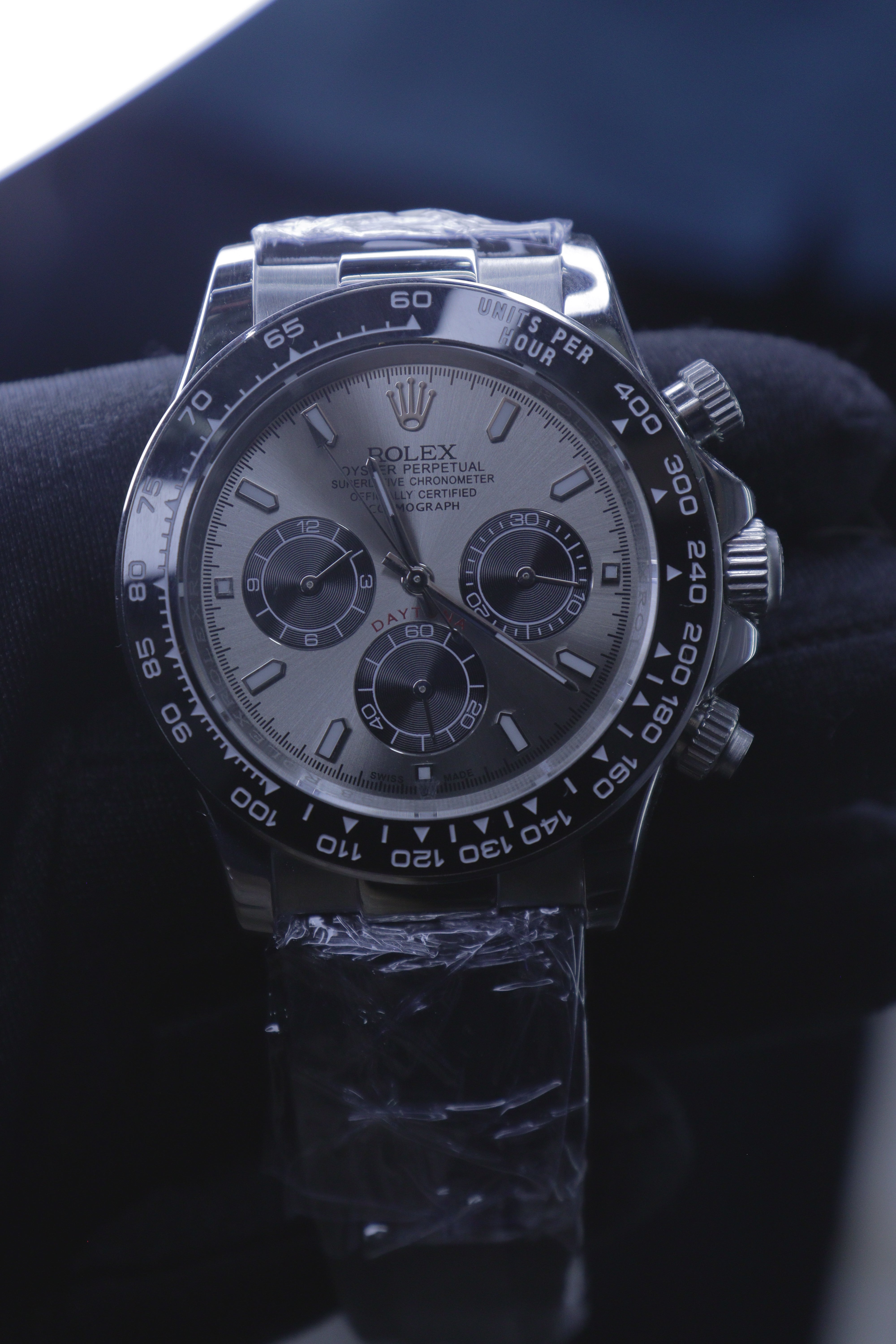 Rolex Oyster Perpetual Cosmograph Daytona Mostrador Prata