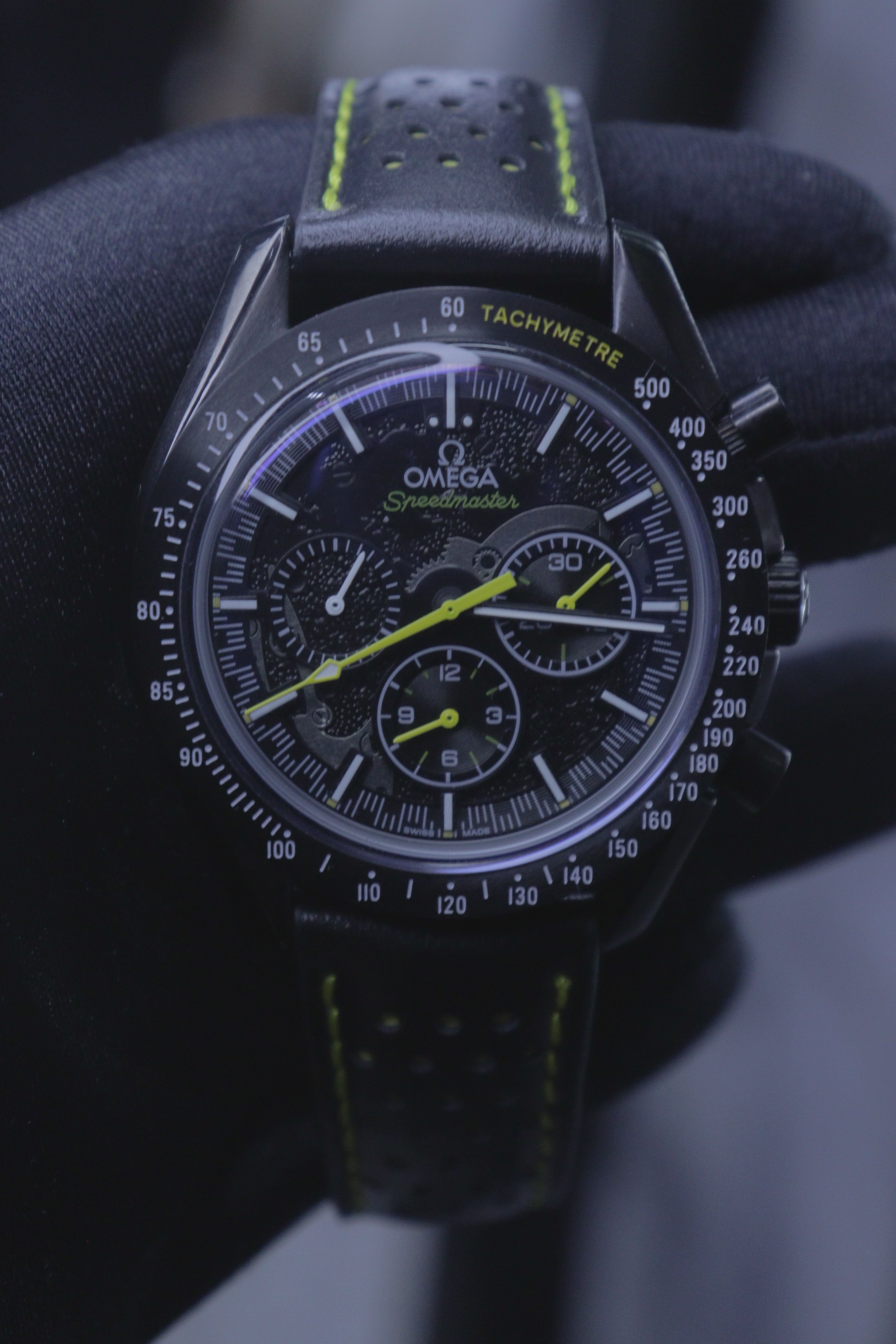 Omega Speedmaster Dark Side of the Moon Mostrador Preto