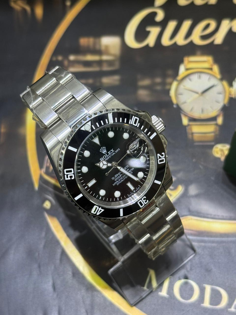 Rolex Submariner Date – Black