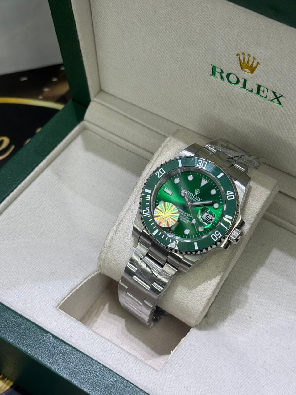 Rolex Submariner Date – Verde / Hulk