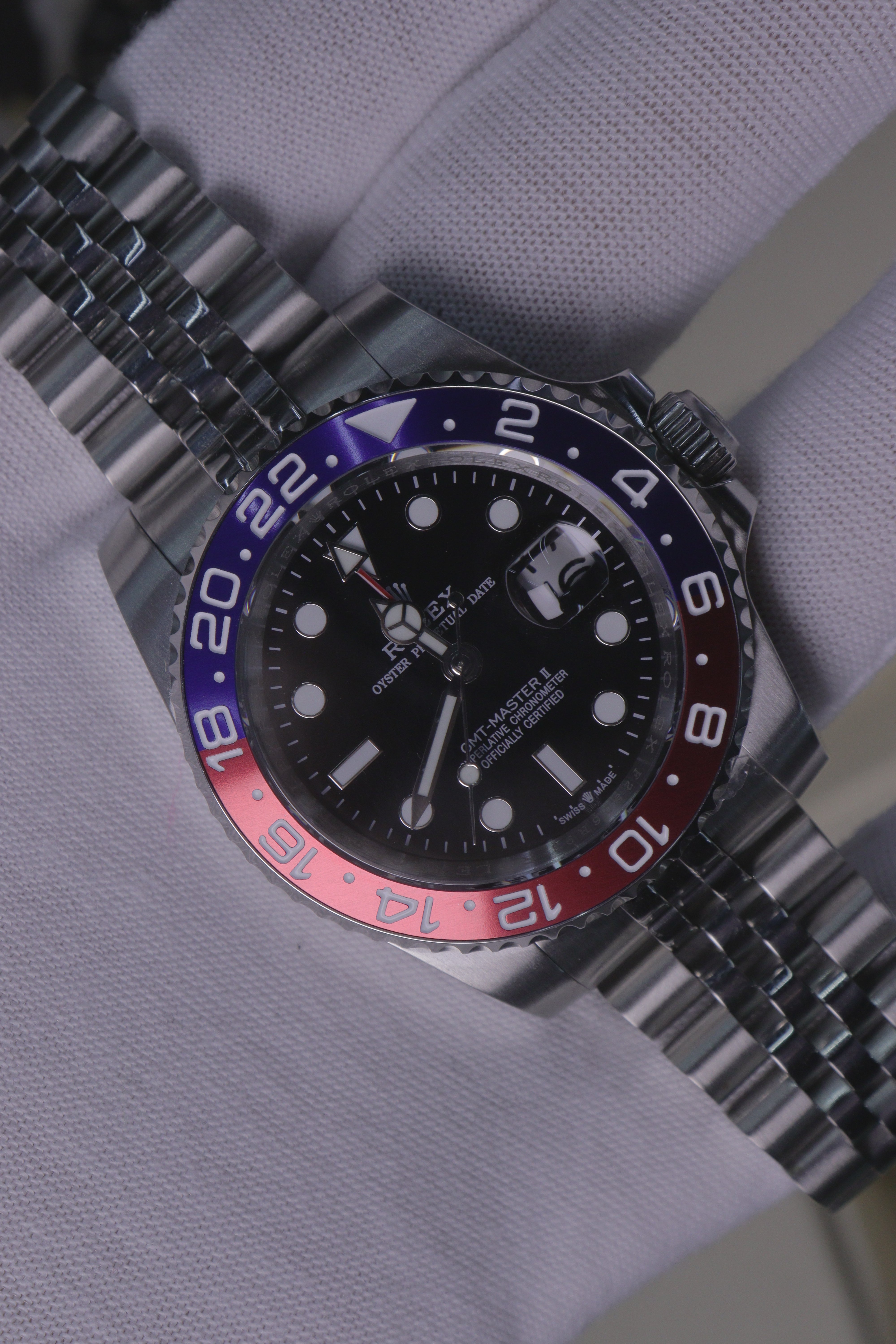 Rolex GMT-Master II – Preto / Pepsi