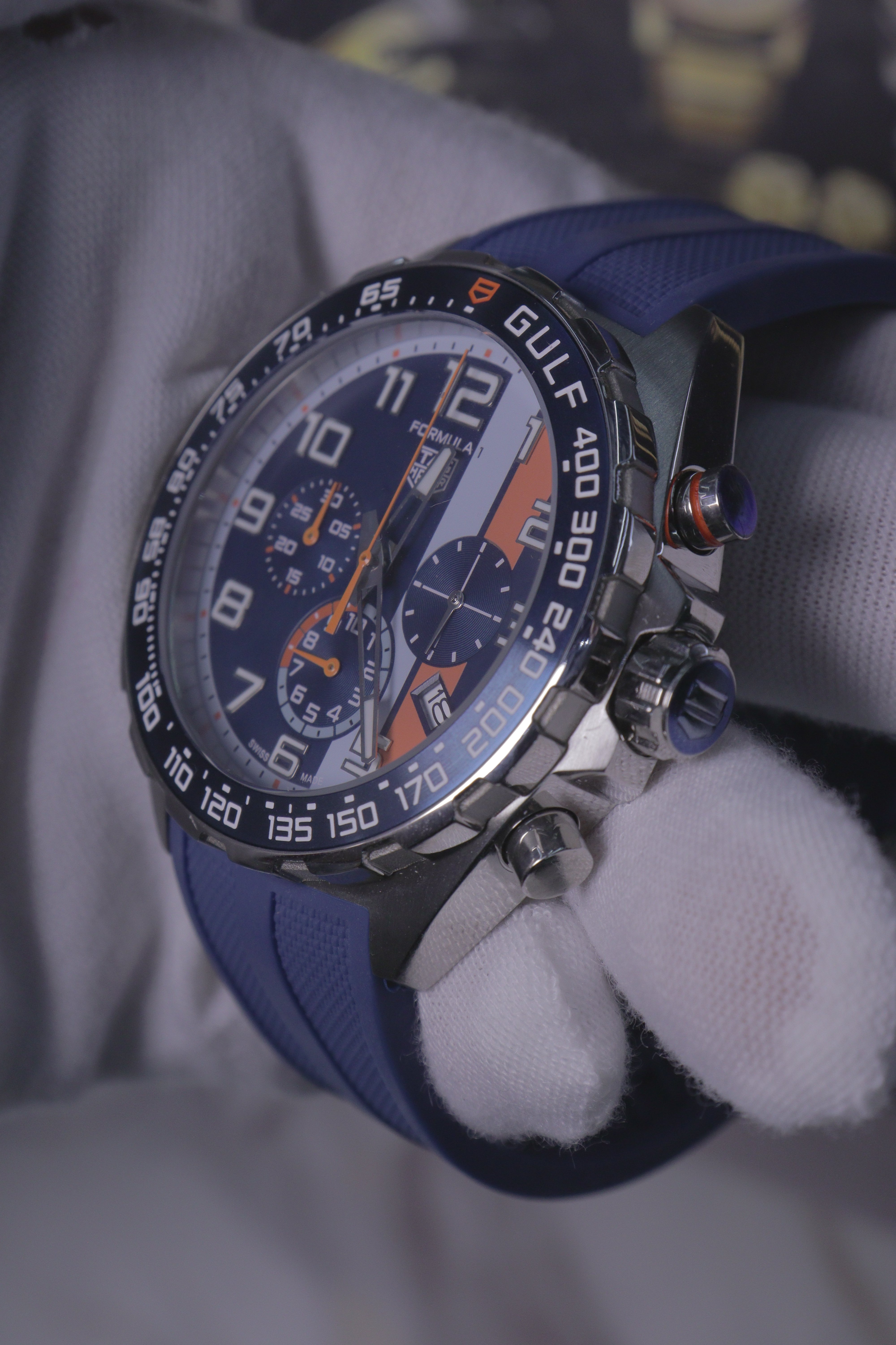 TAG Heuer Formula 1 x Gulf Edição Especial Azul e Laranja