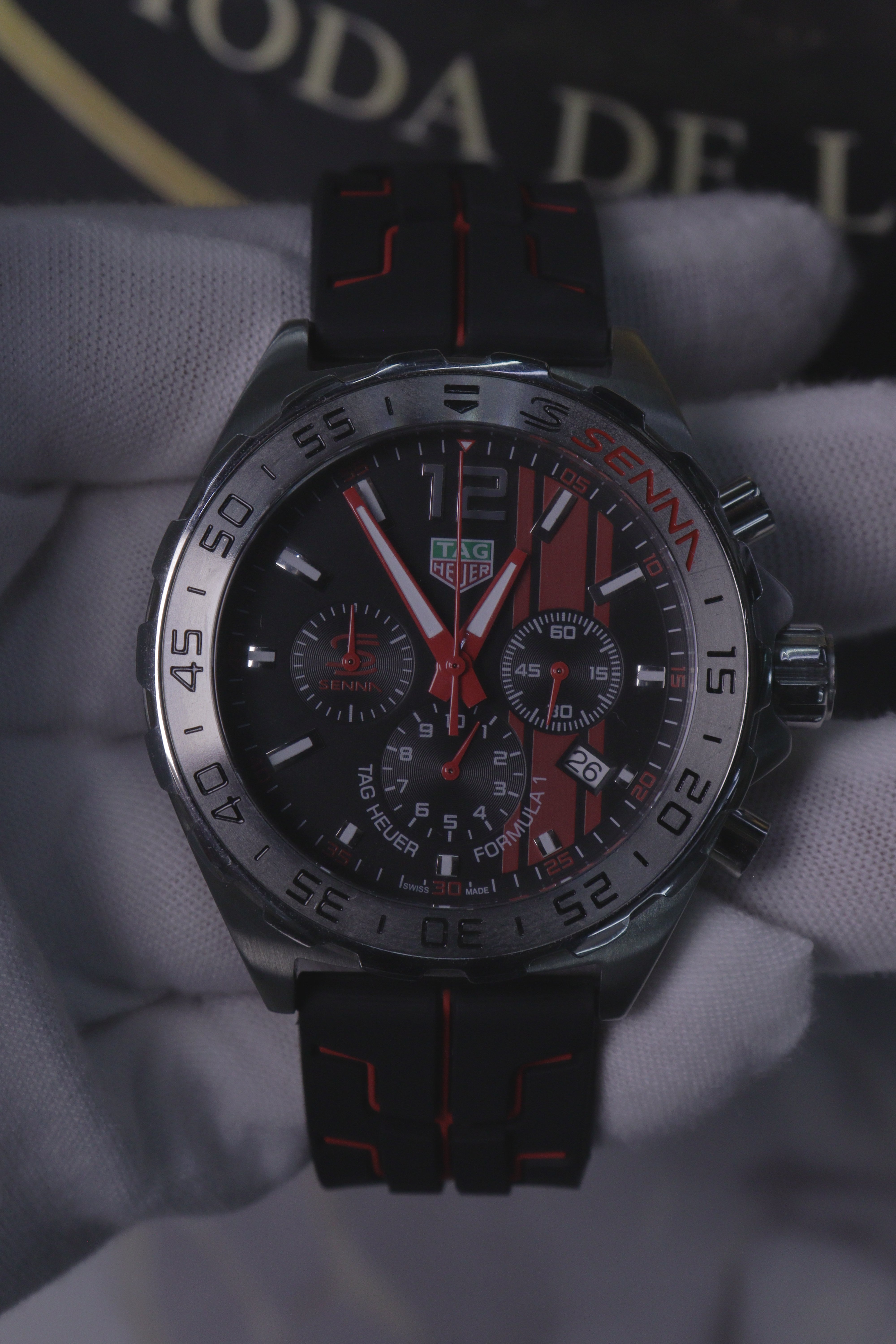 TAG Heuer Formula 1 x Senna Edição Especial Preto e Vermelho