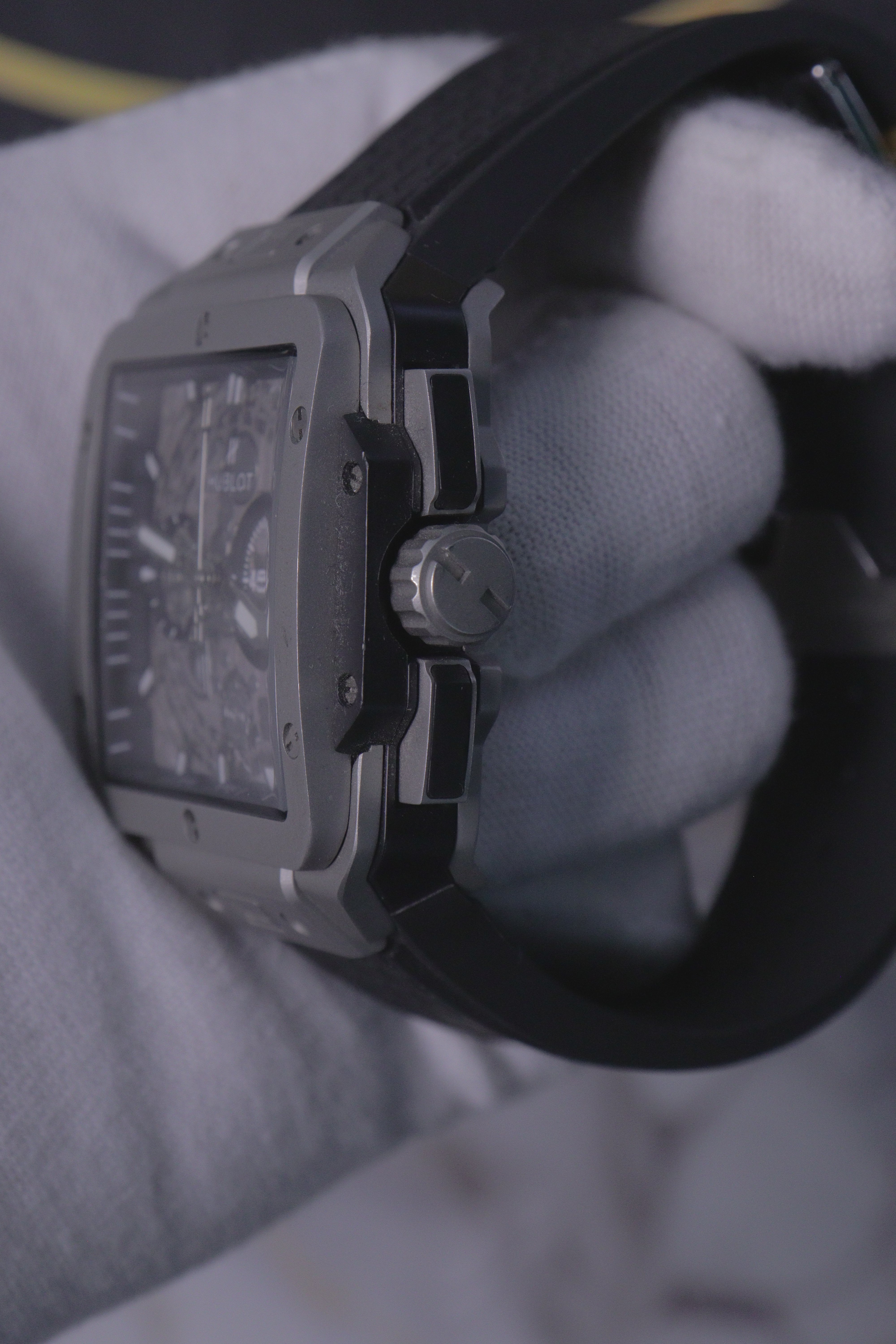 Hublot Square Bang Unico All Black Cerâmica Preta Esqueleto