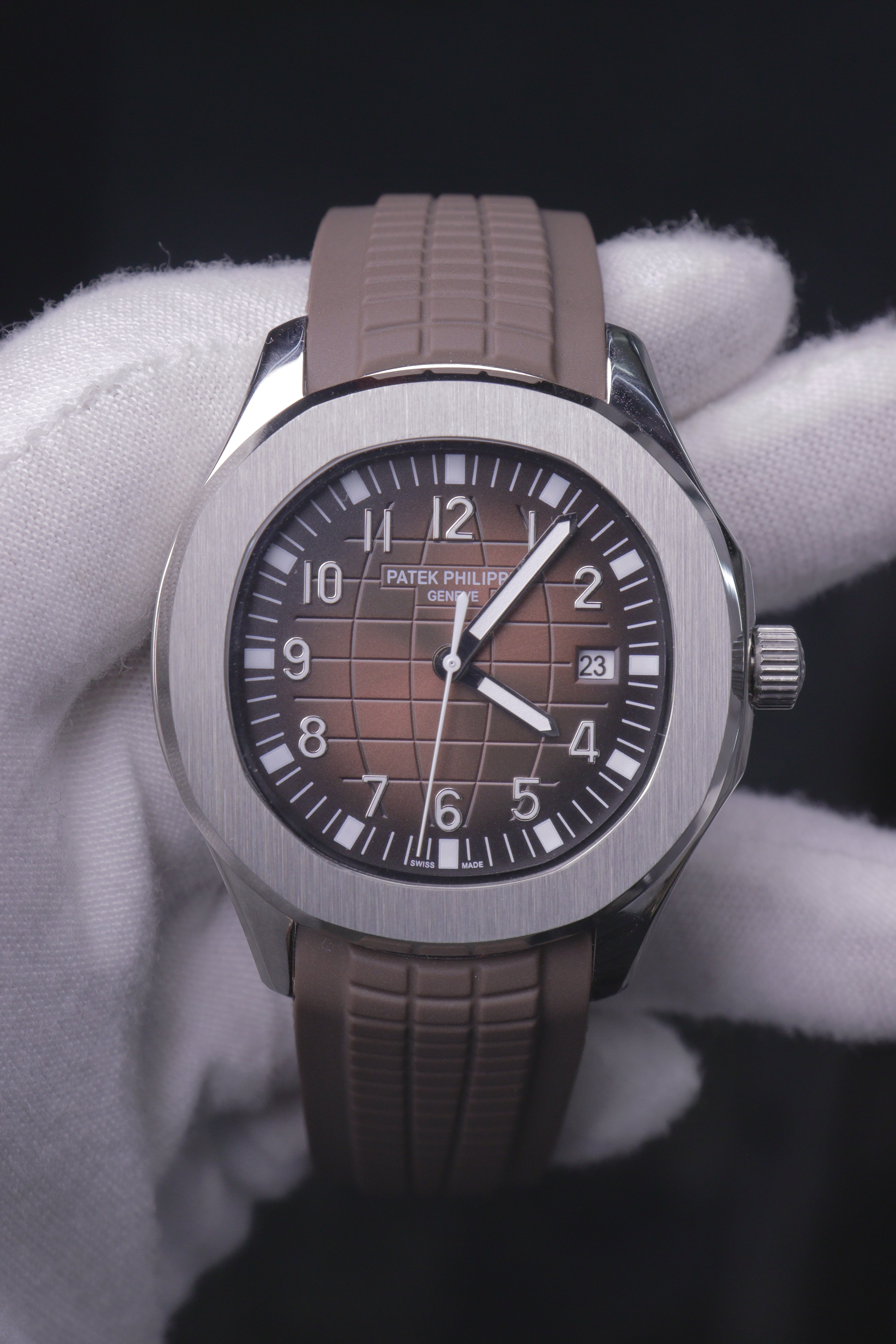 Patek Philippe Aquanaut Date Aço Marrom