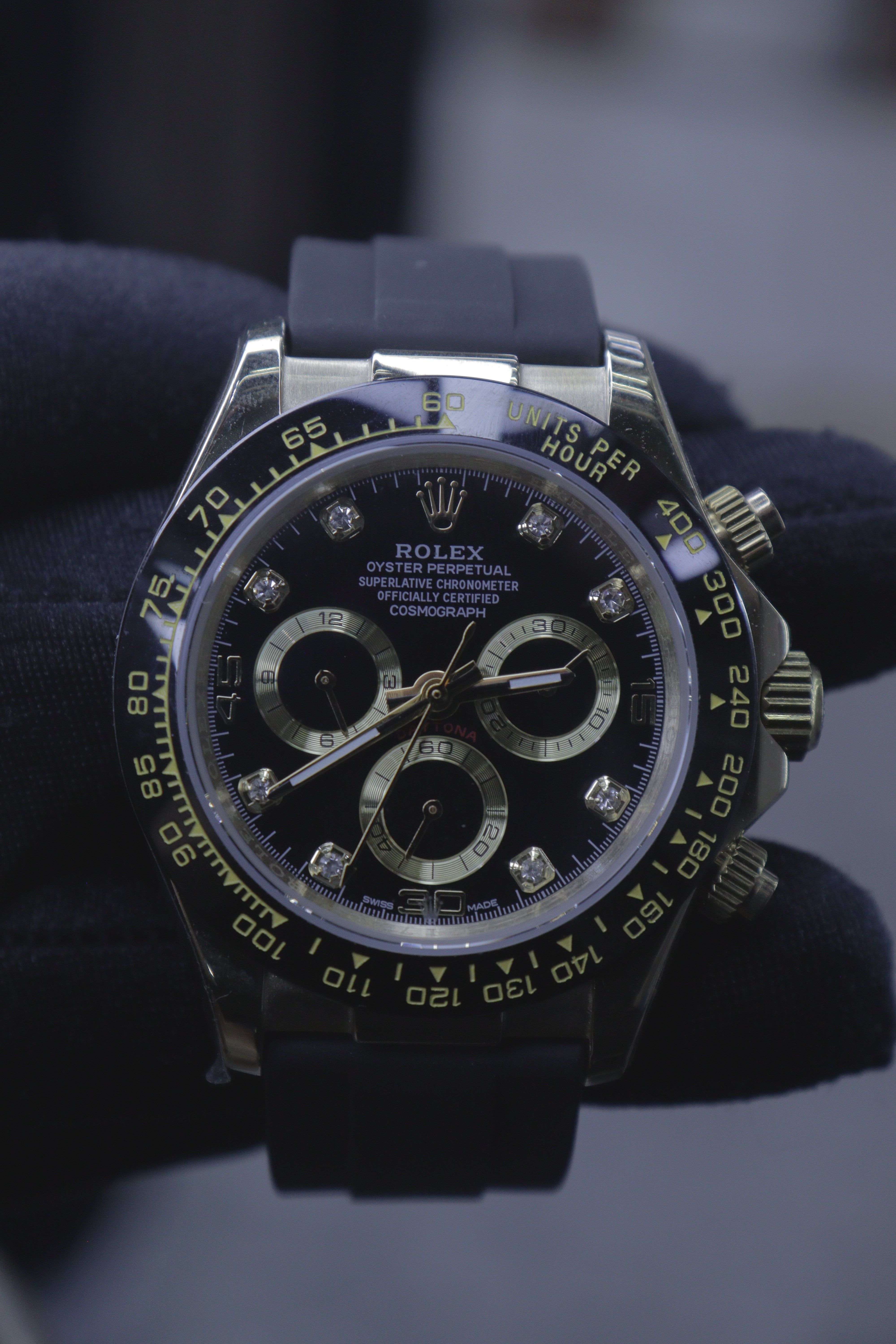 Rolex Oyster Perpetual Cosmograph Daytona Mostrador Preto com Diamantes
