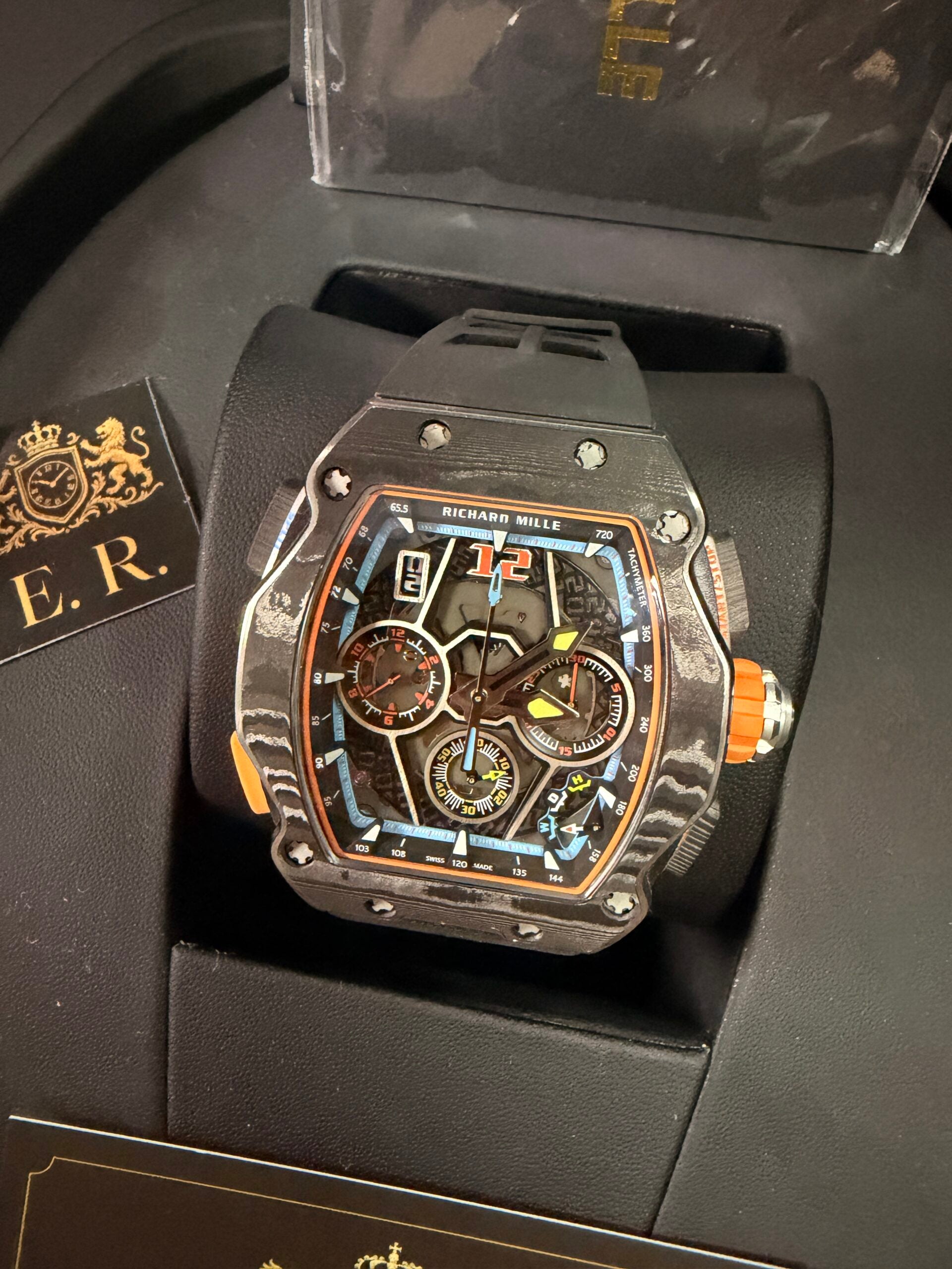 RM 65-01 McLaren W1