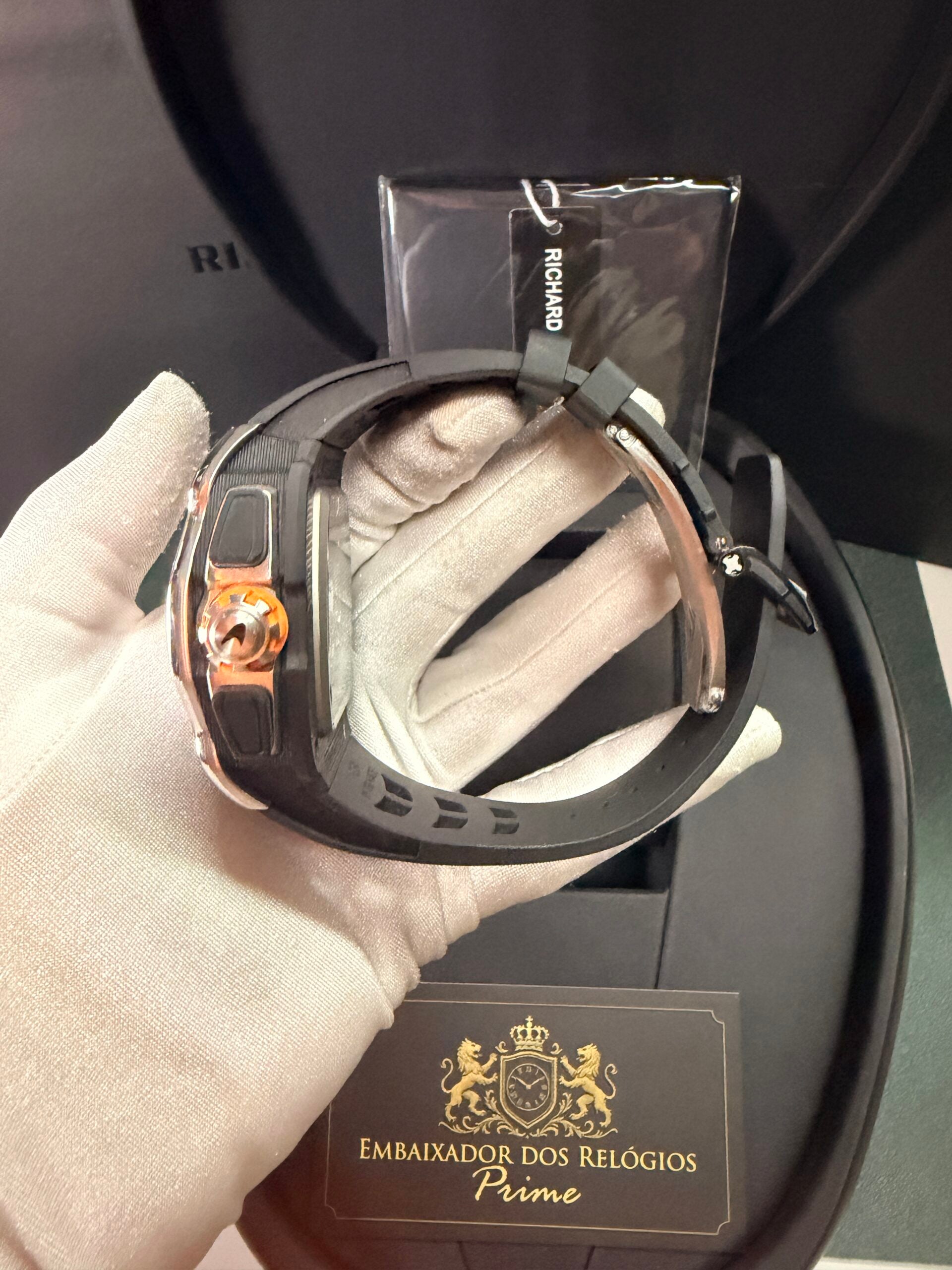RM 65-01 McLaren W1