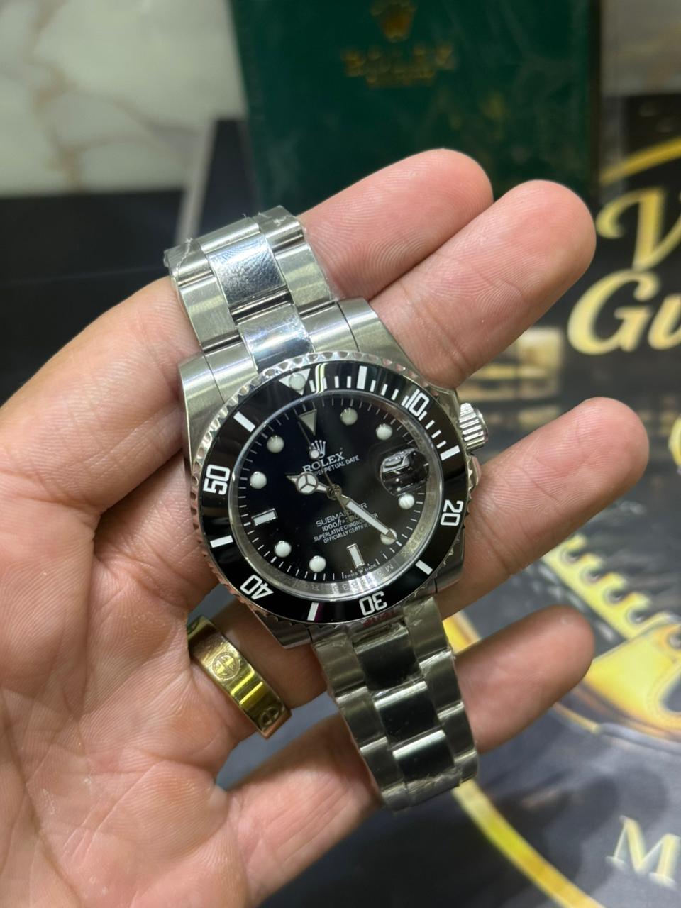 Rolex Submariner Date – Black