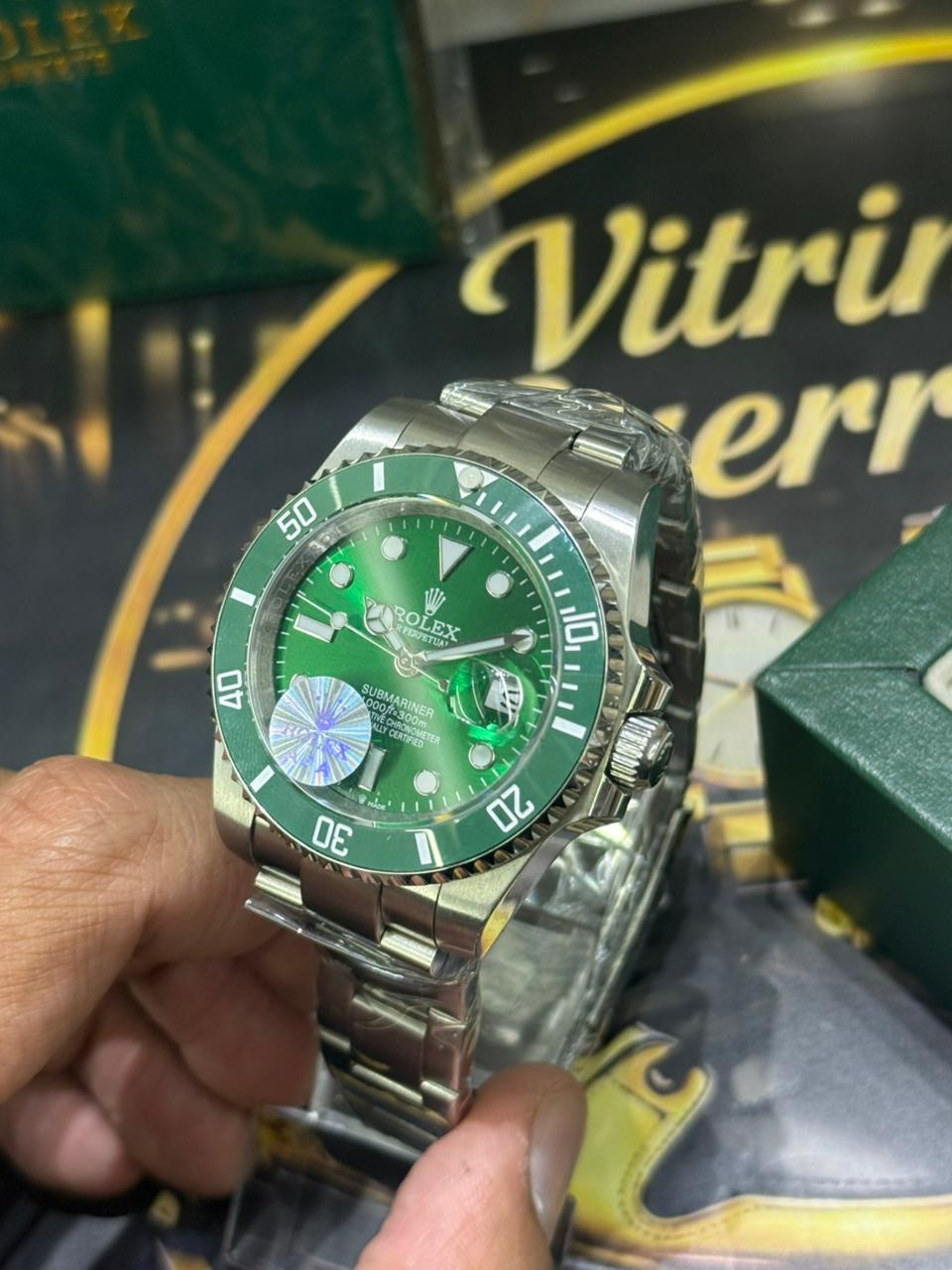 Rolex Submariner Date – Verde / Hulk