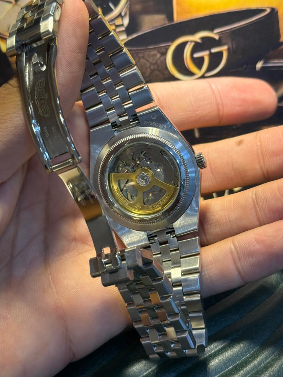 Rolex Land-Dweller – Verde Favo / Prata (Case Back)