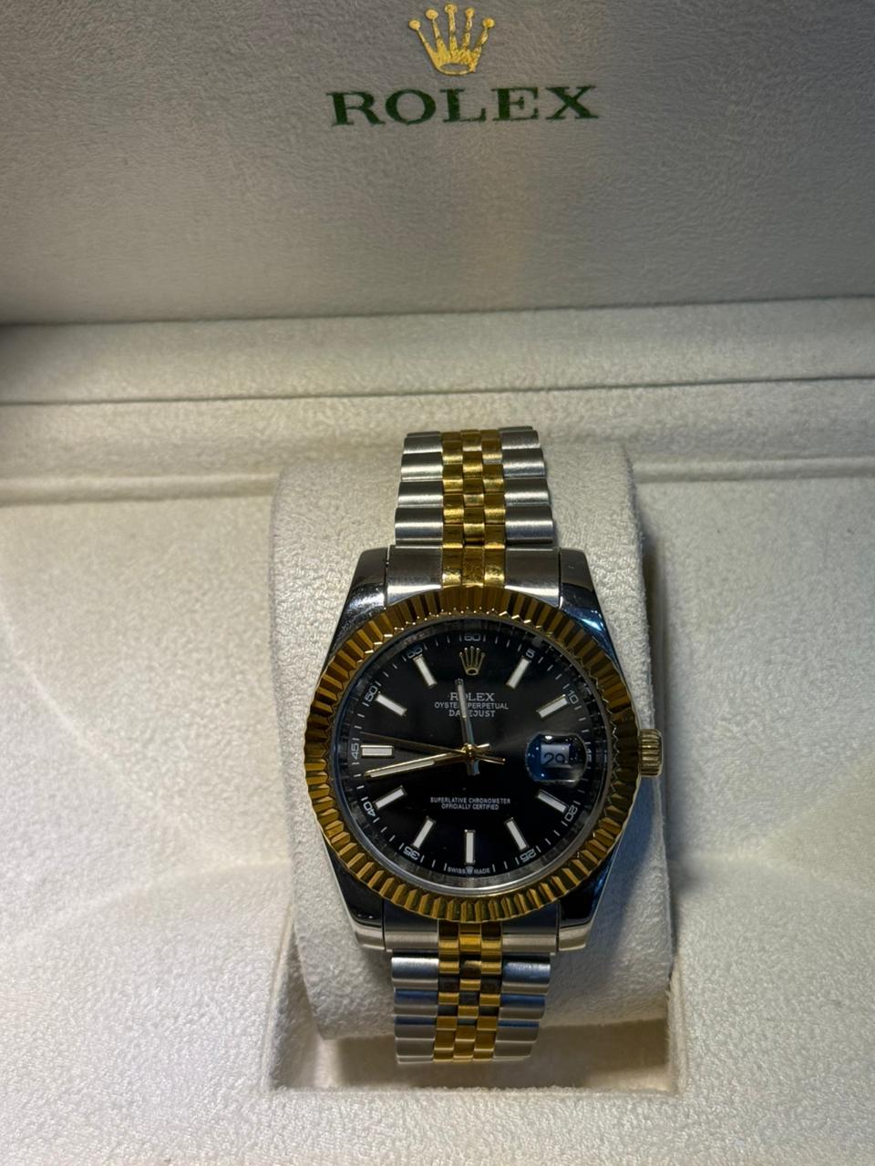Rolex Datejust 41 – Preto / Bicolor